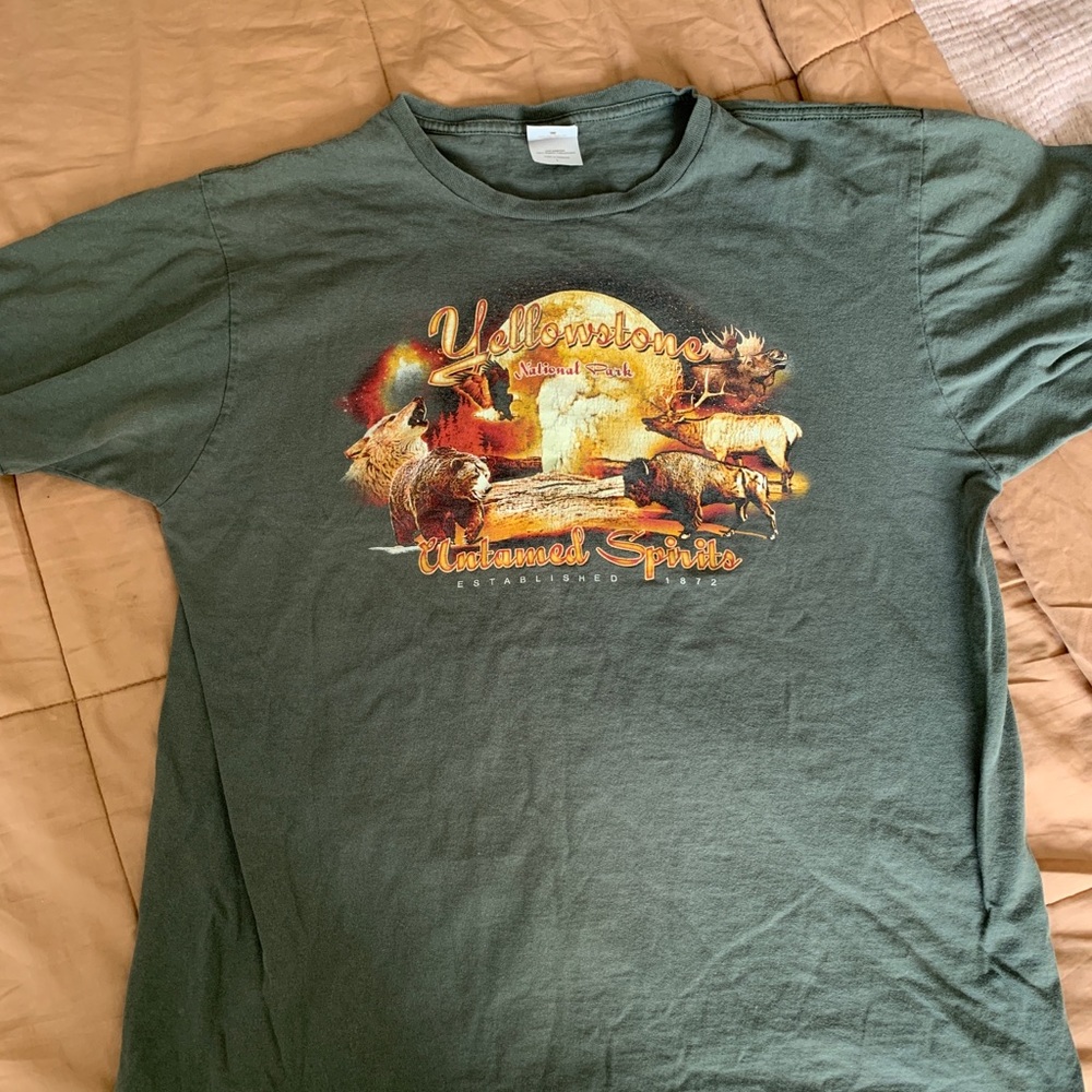 Yellowstone National Park 'Untamed Spirits' Graphic Tee - Forest Green